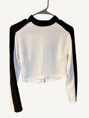 Mango Black White Colorblock Crop Top Long Sleeve XS